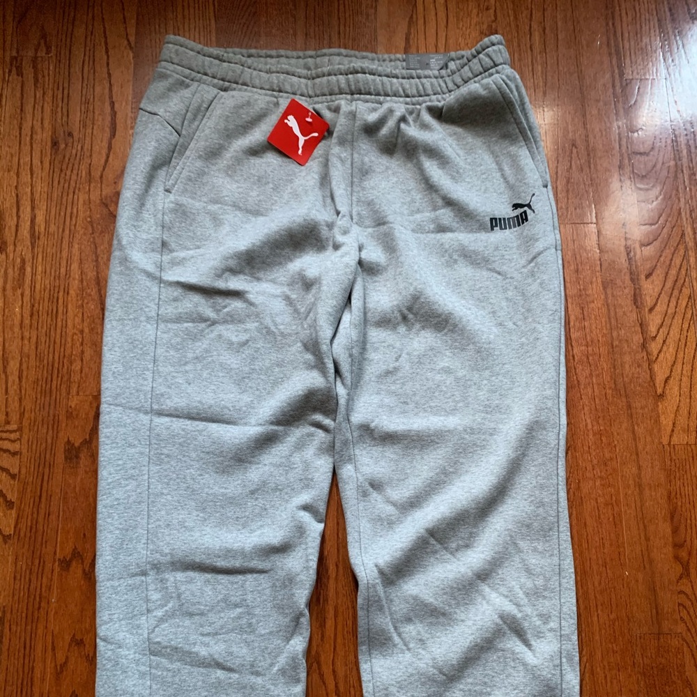 COPY - Puma Sweatpants new , size 2XL.